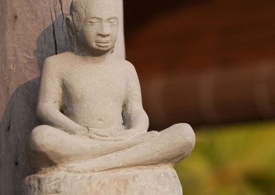 Boudha sculpture meditating at Sala Lodges